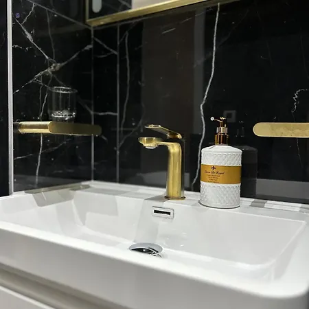 Golden Deluxe Διαμέρισμα *